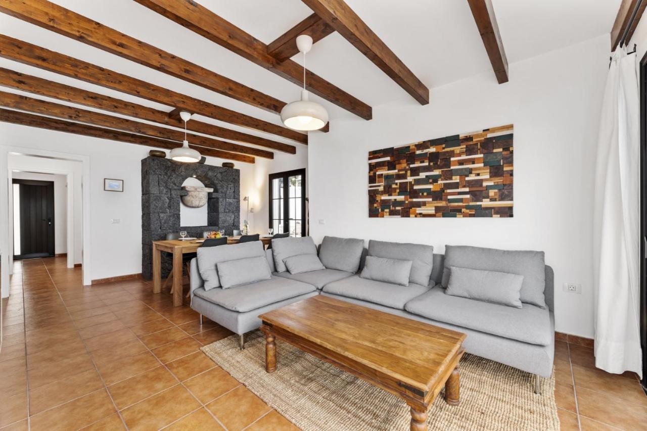 Villa 4 - Vipvipvillas Tias Ngoại thất bức ảnh